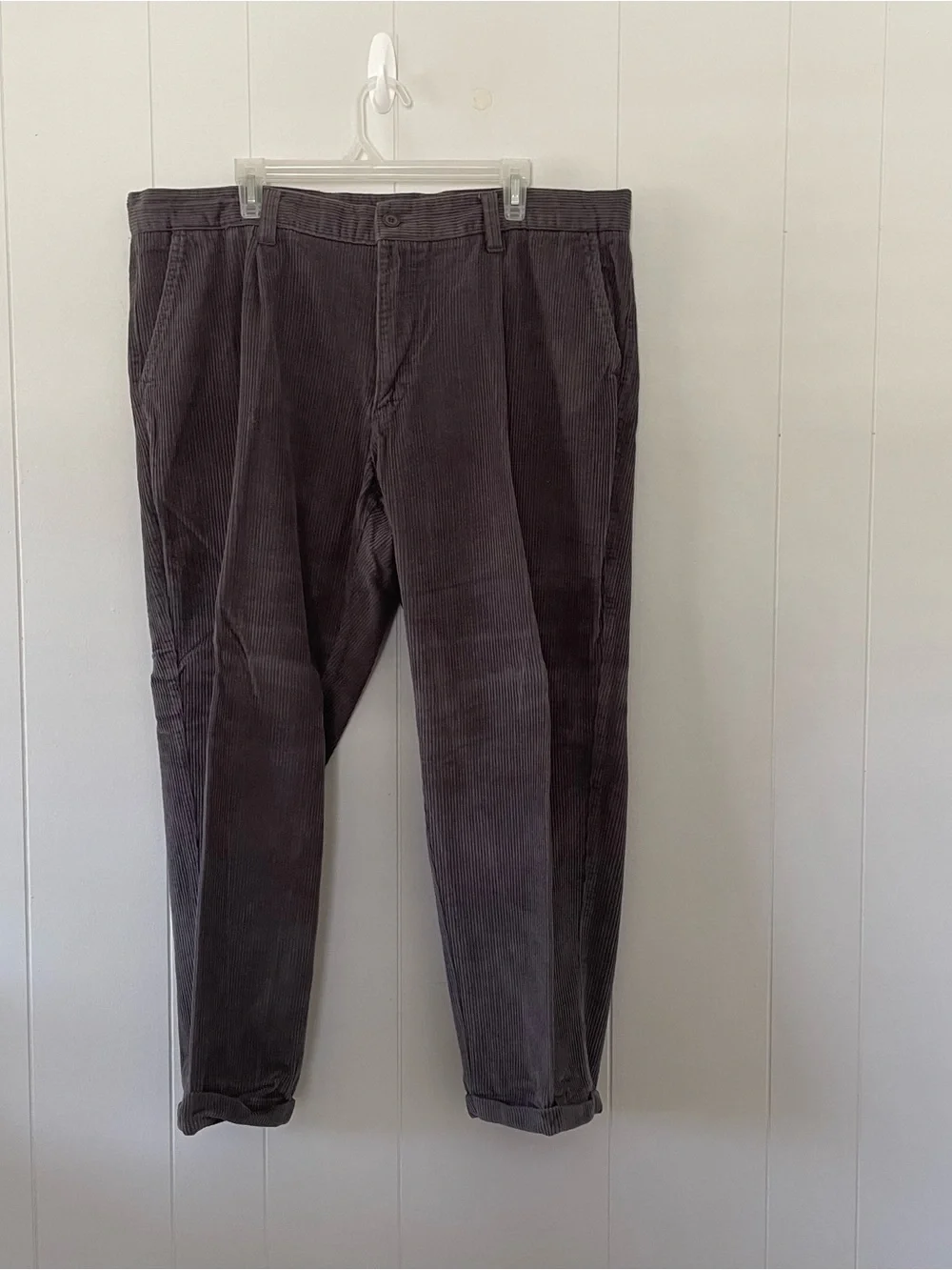 Linea Uomo Men’s 44x30 Medium Gray Corduroy Pleated Cuffed Dress Pants